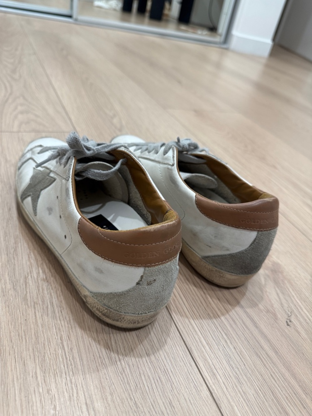 Golden Goose White Sneakers with Gray Star and Brown Heel Tab - Picture 3 of 4